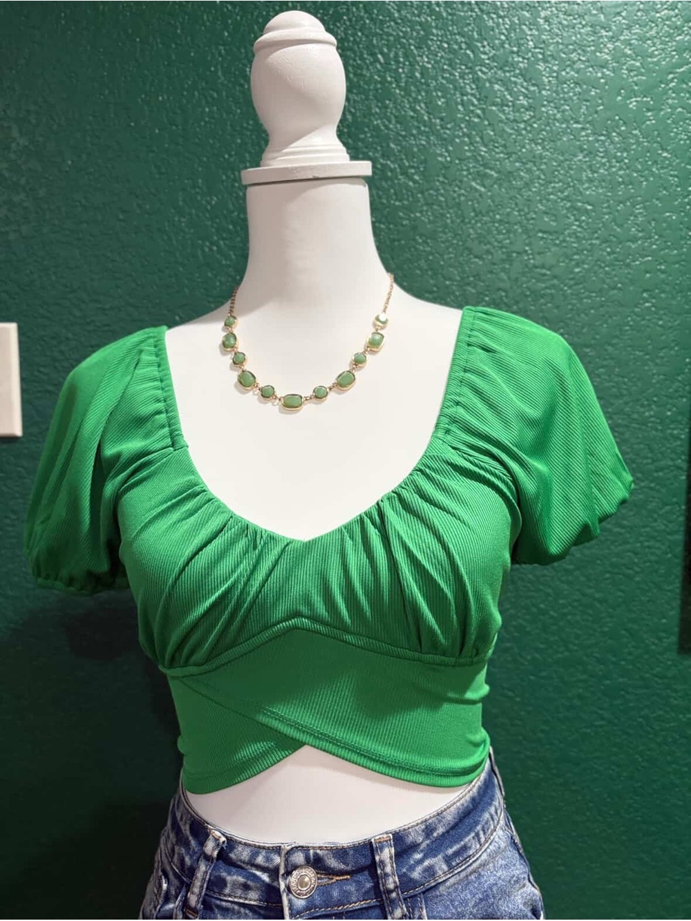 Green Ruched V-Neck Crop Top - Unbranded